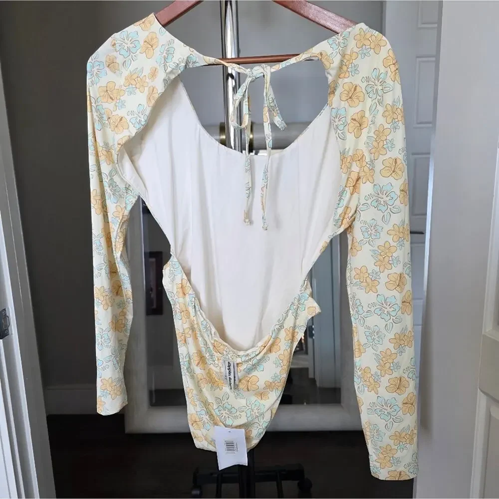 Dippin' Daisy's Calypso Floral Yellow One Piece Swimsuit Size XL NWT - Picture 5 of 7